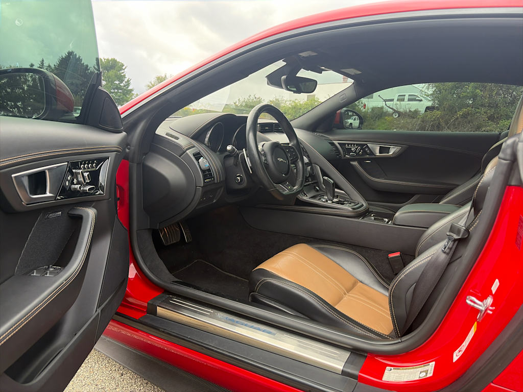 Thumbnail: 2017 Jaguar F-Type - 2