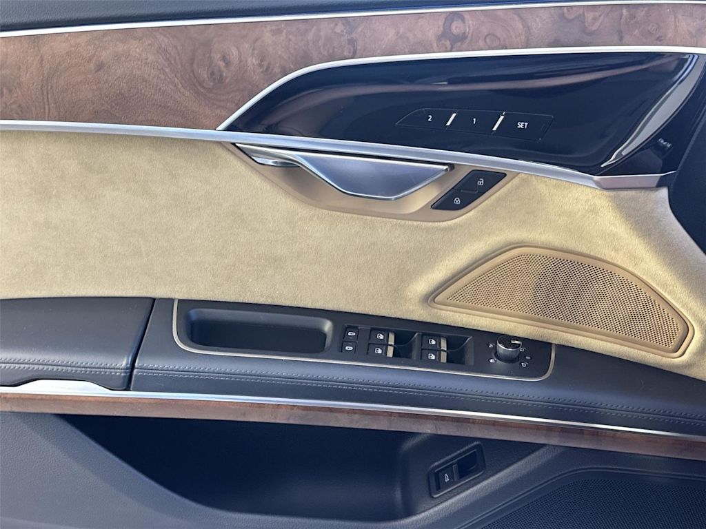 Thumbnail: 2020 Audi A8 - 21
