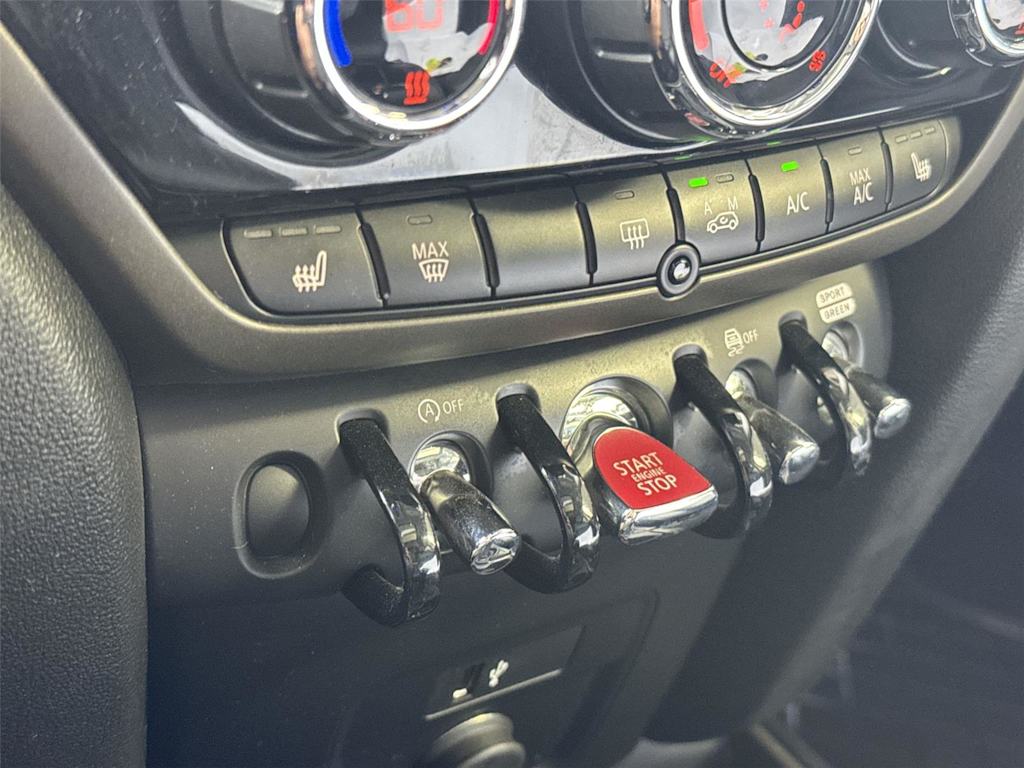 Thumbnail: 2021 MINI Cooper Countryman - 21