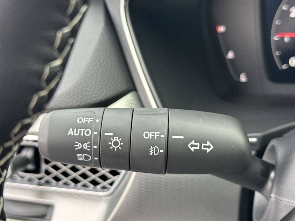 Thumbnail: 2026 Acura Integra - 13