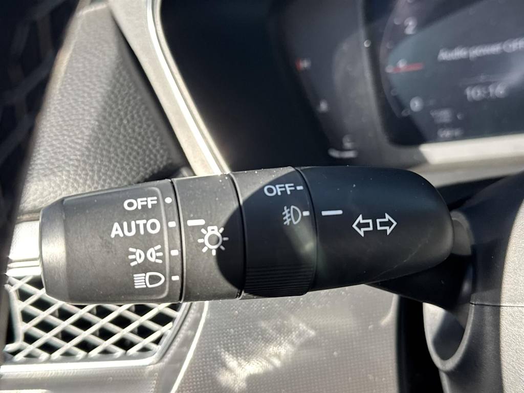 Thumbnail: 2023 Acura Integra - 14