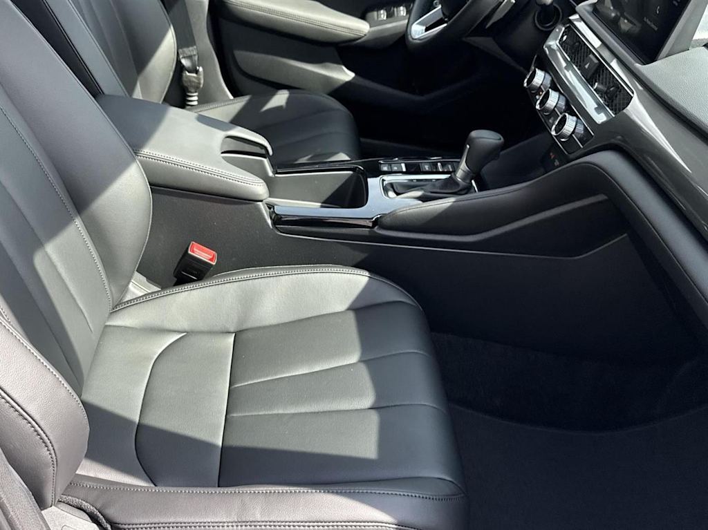 Thumbnail: 2026 Acura Integra - 10