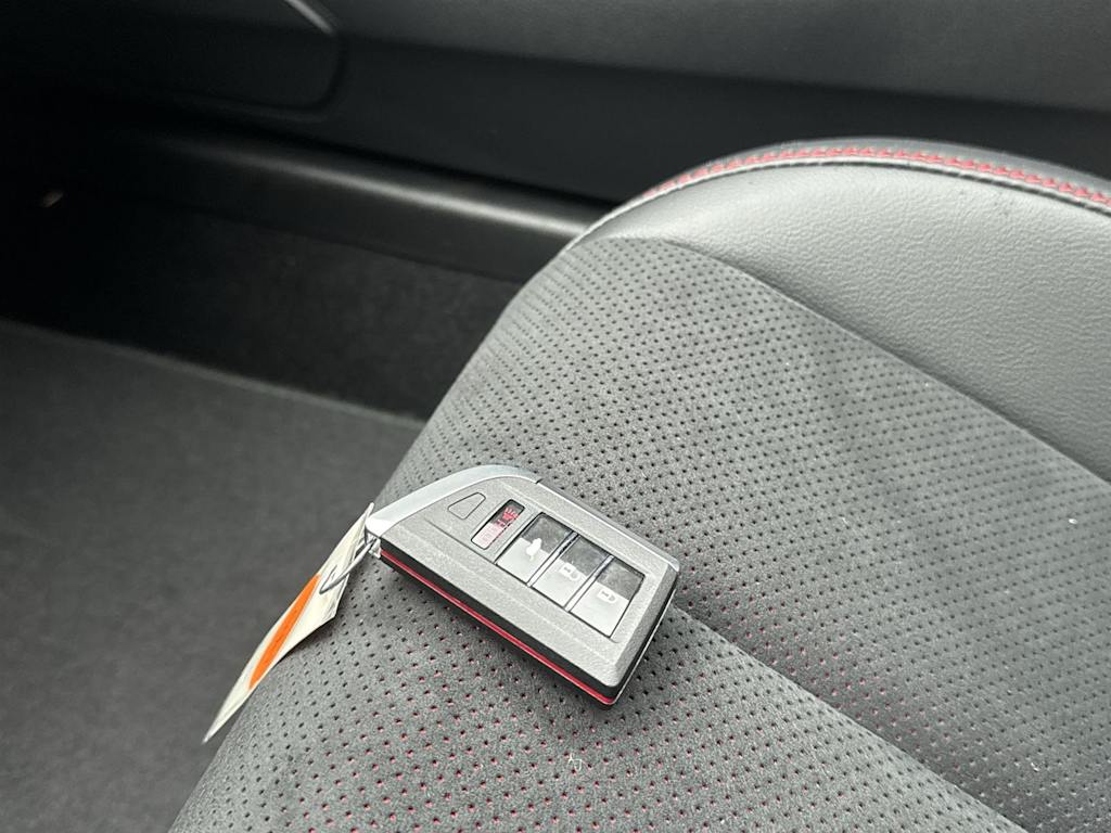 Thumbnail: 2025 Acura Integra - 13