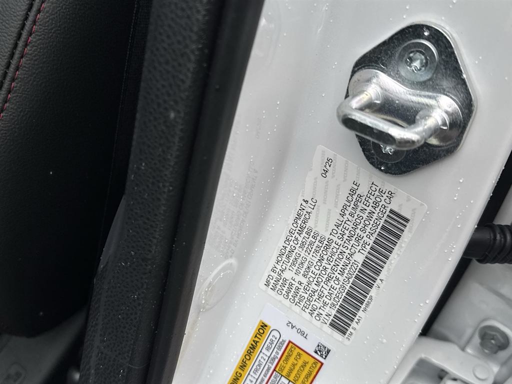 Thumbnail: 2025 Acura Integra - 14