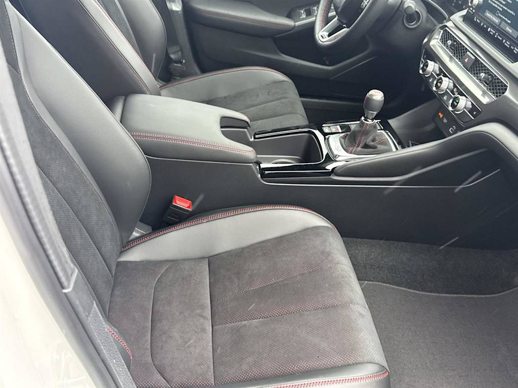 Thumbnail: 2025 Acura Integra - 22