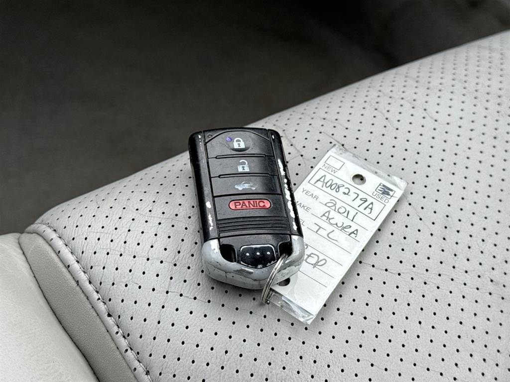 Thumbnail: 2011 Acura TL - 13