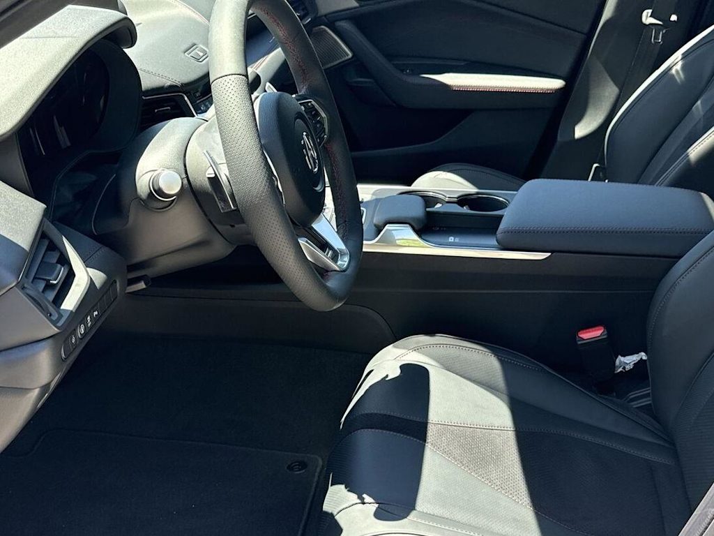 Thumbnail: 2025 Acura TLX - 10