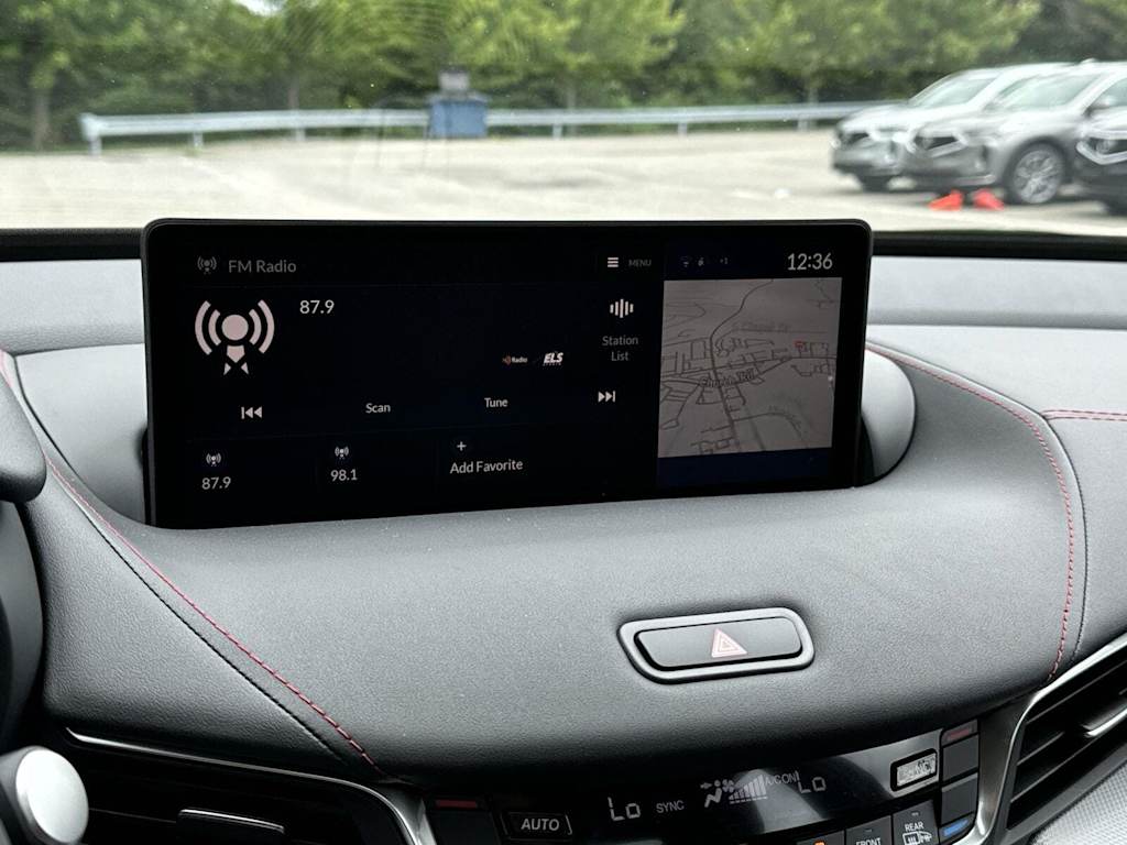 Thumbnail: 2025 Acura TLX - 32