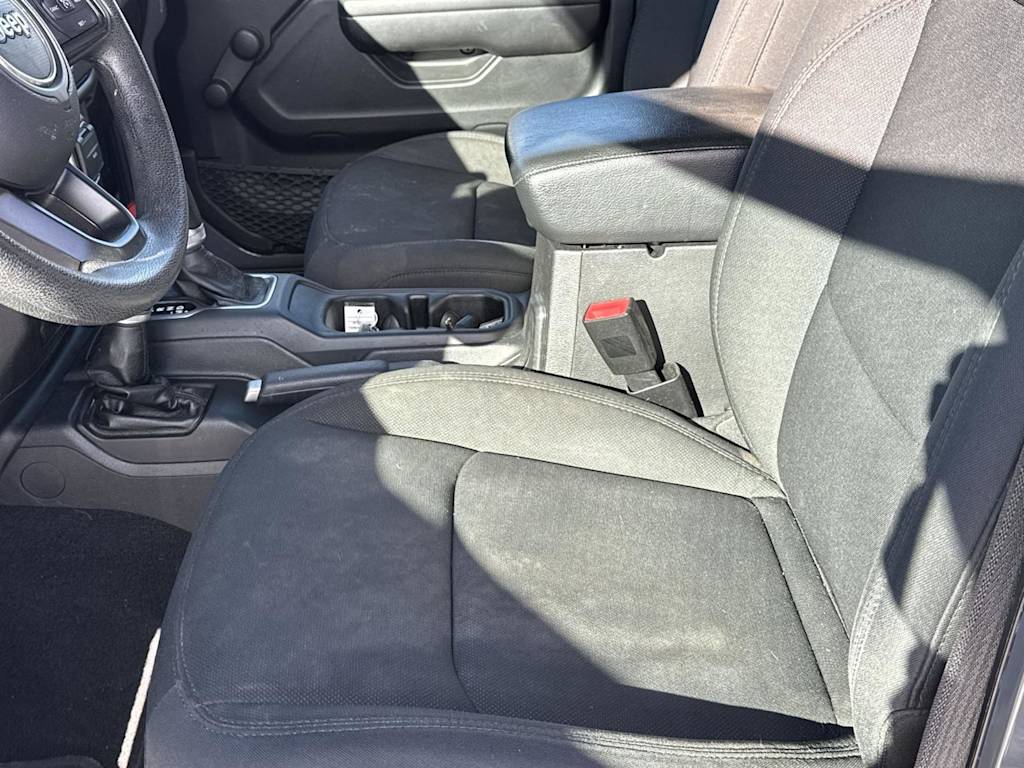 Thumbnail: 2021 Jeep Wrangler - 7