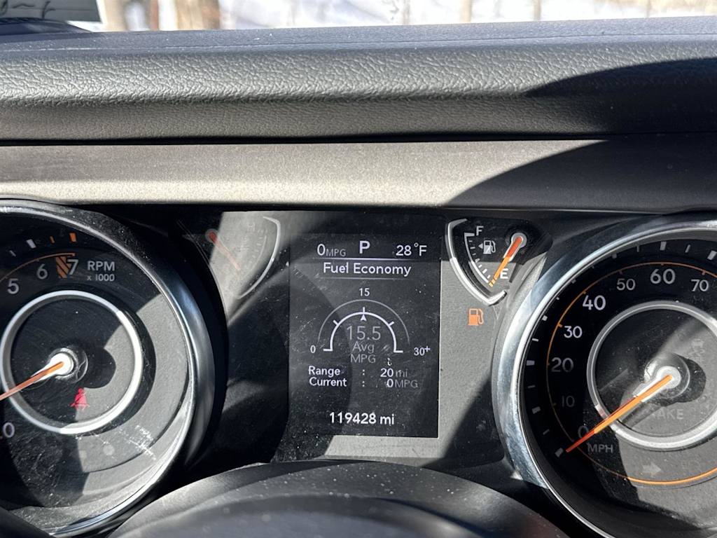 Thumbnail: 2021 Jeep Wrangler - 26