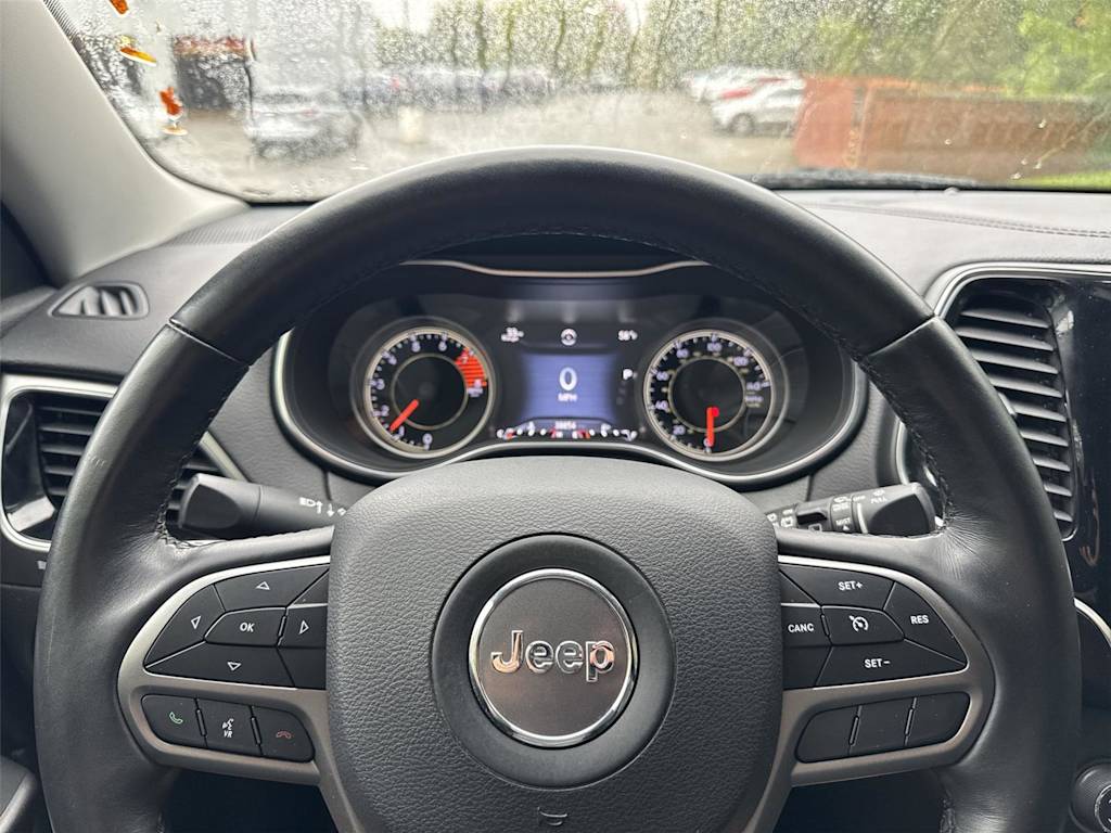 Thumbnail: 2019 Jeep Cherokee - 2