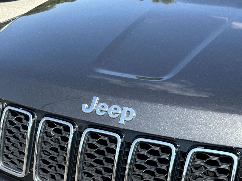Thumbnail: 2018 Jeep Grand Cherokee - 7