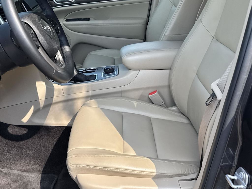 Thumbnail: 2018 Jeep Grand Cherokee - 9