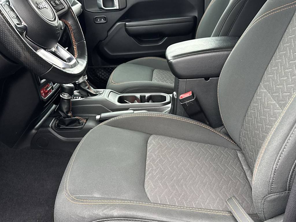 Thumbnail: 2021 Jeep Gladiator - 9