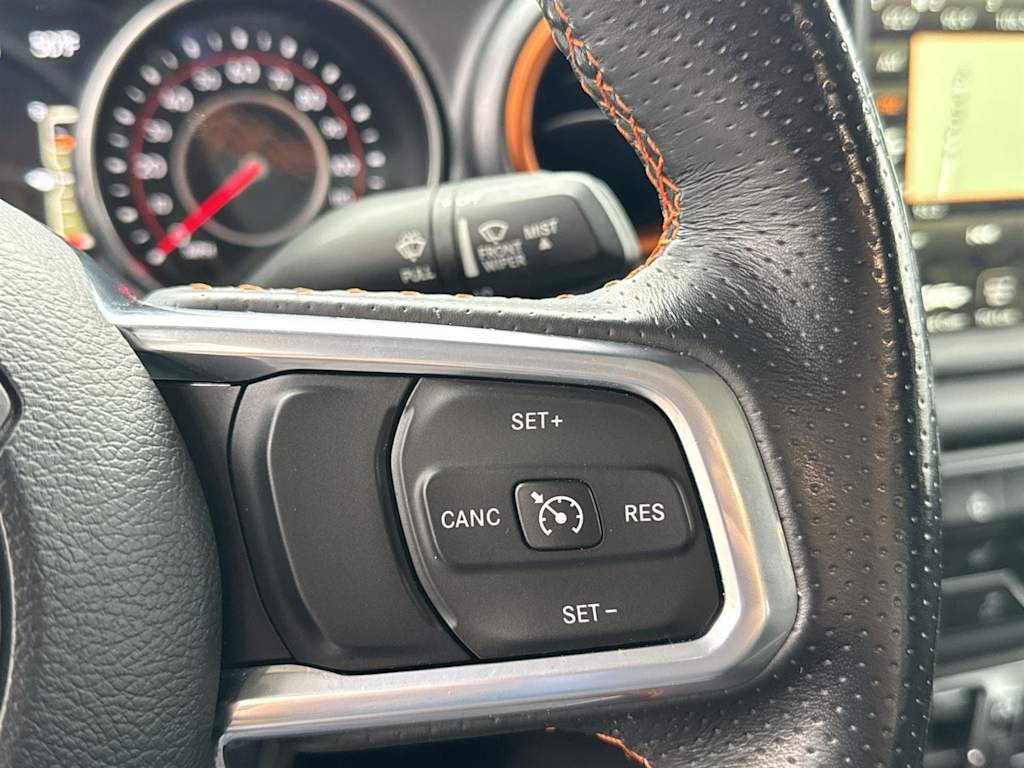 Thumbnail: 2021 Jeep Gladiator - 25