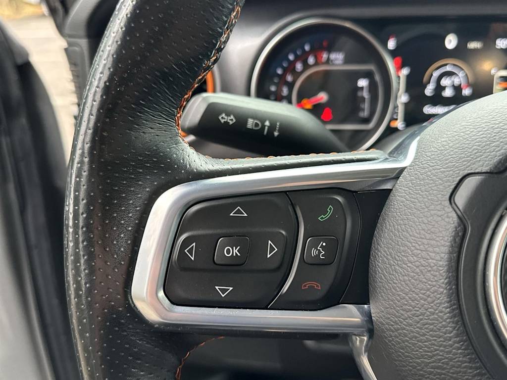 Thumbnail: 2021 Jeep Gladiator - 24