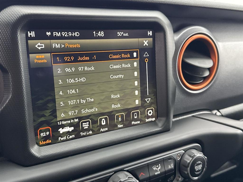 Thumbnail: 2021 Jeep Gladiator - 29