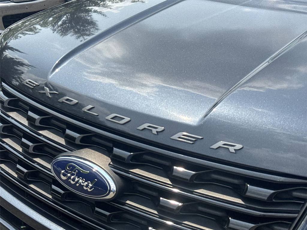 Thumbnail: 2017 Ford Explorer - 20
