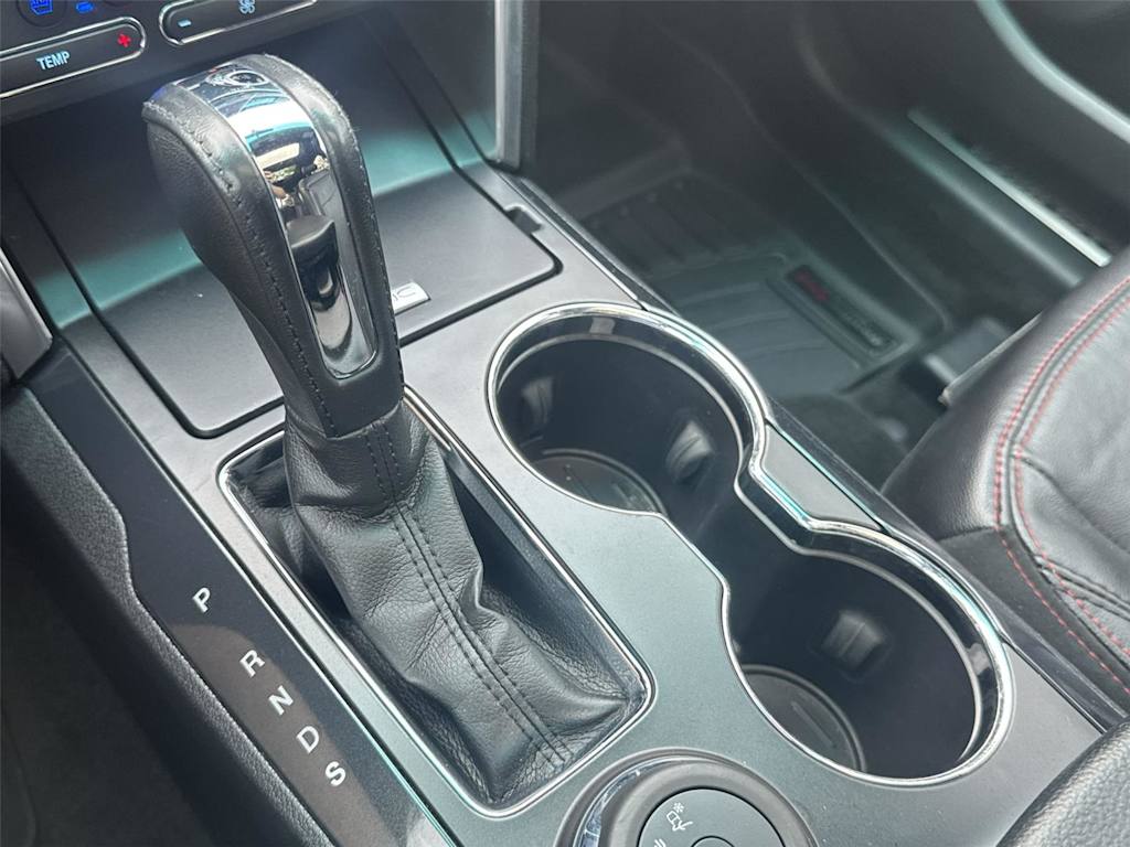 Thumbnail: 2017 Ford Explorer - 29