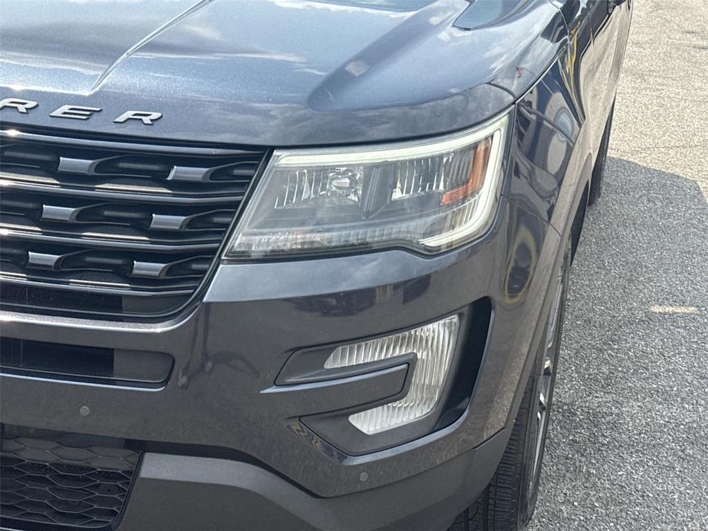 Thumbnail: 2017 Ford Explorer - 19