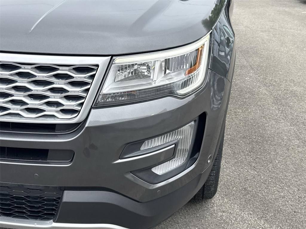 Thumbnail: 2017 Ford Explorer - 17