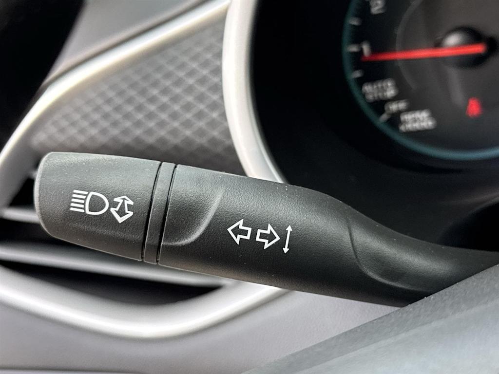 Thumbnail: 2022 Chevrolet Malibu - 13