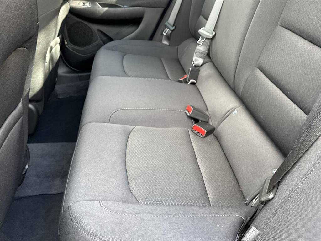 Thumbnail: 2022 Chevrolet Malibu - 10