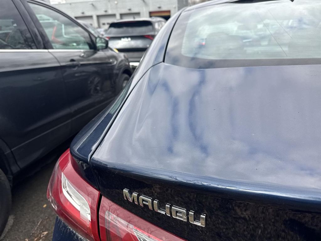 2022 Chevrolet Malibu LT 12