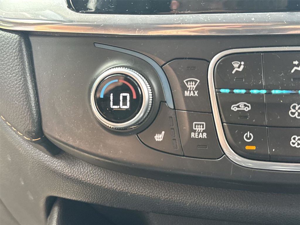 Thumbnail: 2018 Chevrolet Traverse - 20