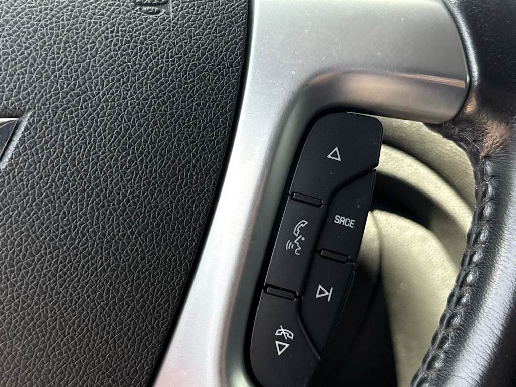 Thumbnail: 2017 Chevrolet Traverse - 24