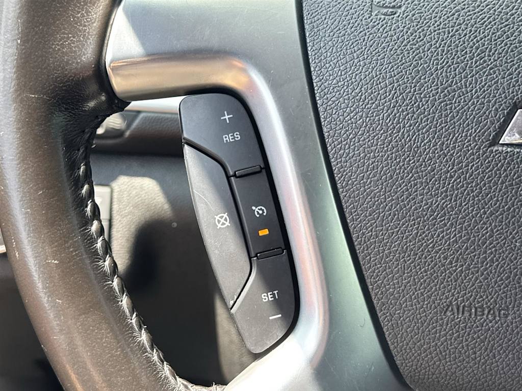 Thumbnail: 2017 Chevrolet Traverse - 23