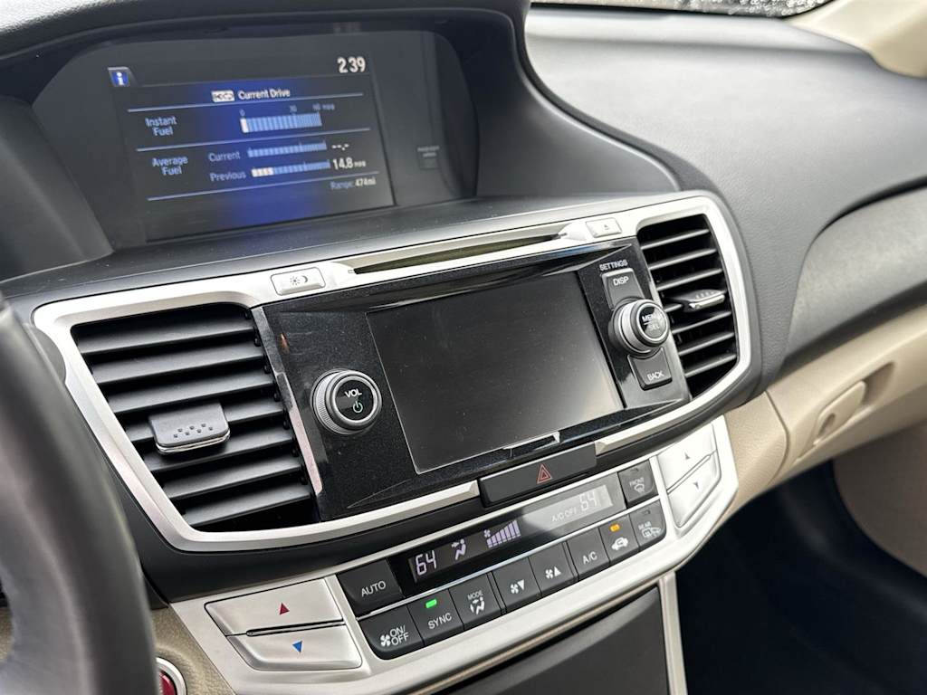 Thumbnail: 2013 Honda Accord - 11