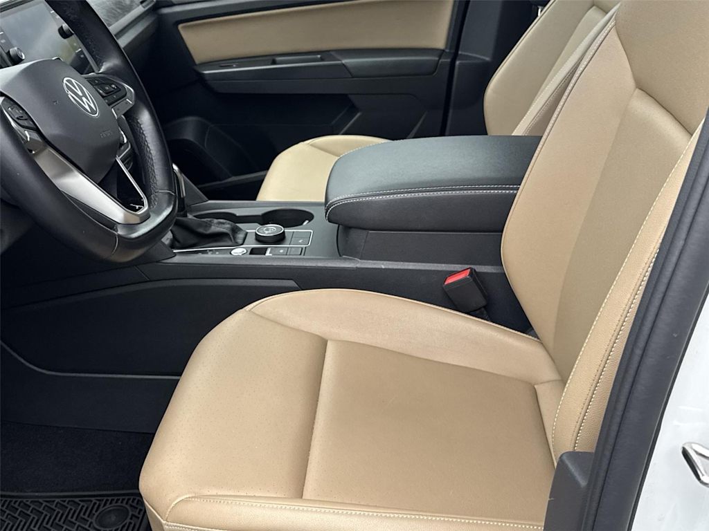 Thumbnail: 2020 Volkswagen Atlas - 8