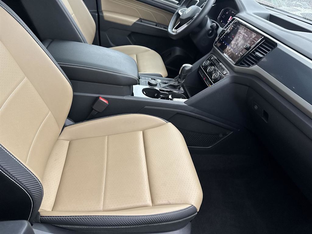 Thumbnail: 2022 Volkswagen Atlas - 24