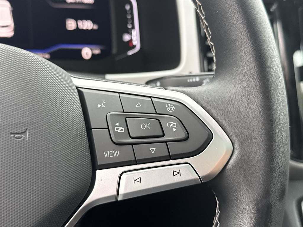 Thumbnail: 2022 Volkswagen Atlas - 26