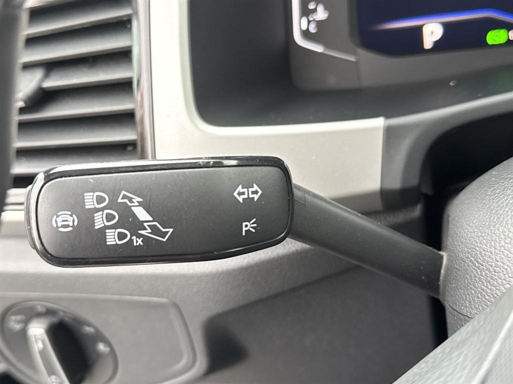 Thumbnail: 2022 Volkswagen Atlas - 27