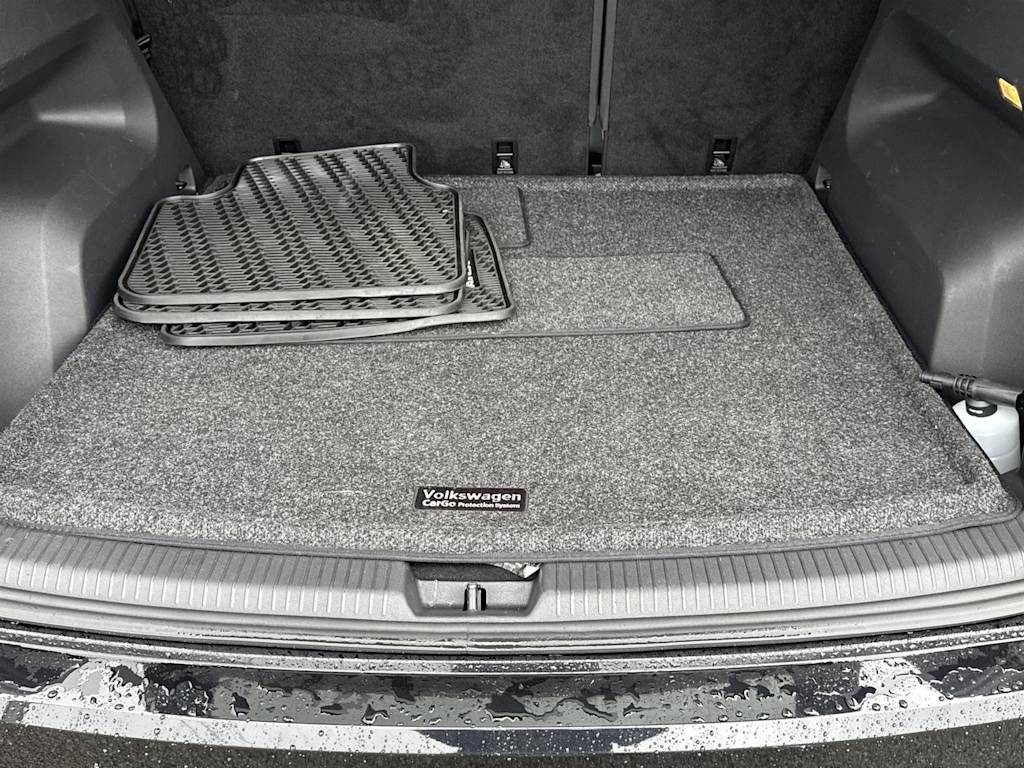 Thumbnail: 2022 Volkswagen Atlas - 14