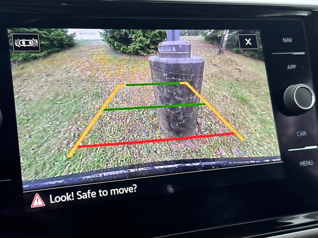 Thumbnail: 2022 Volkswagen Atlas - 16