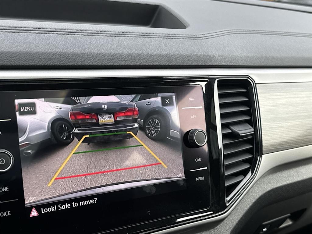 Thumbnail: 2021 Volkswagen Atlas - 26