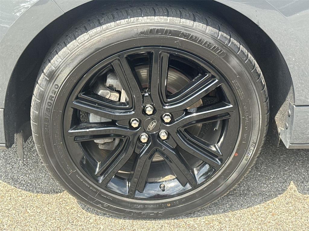 Thumbnail: 2021 Ford Edge - 7