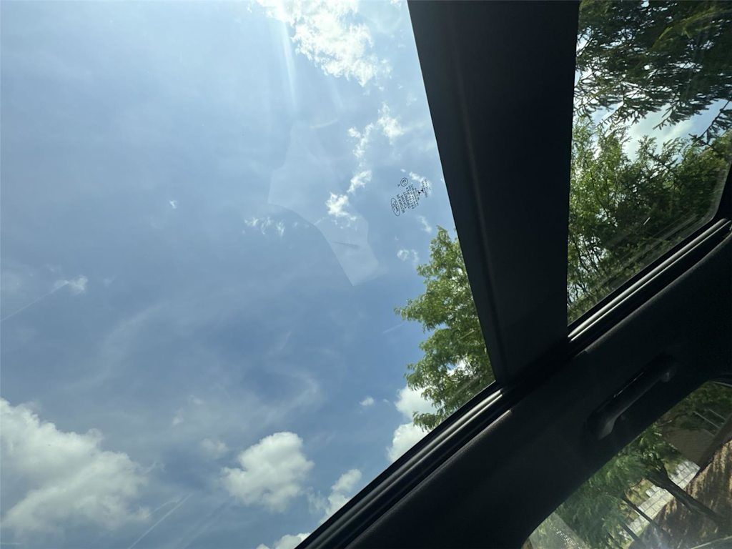 Thumbnail: 2021 Ford Edge - 22