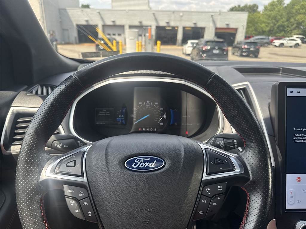 Thumbnail: 2021 Ford Edge - 24