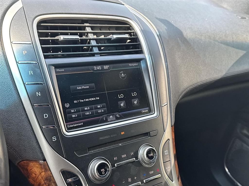 Thumbnail: 2016 Lincoln MKX - 11