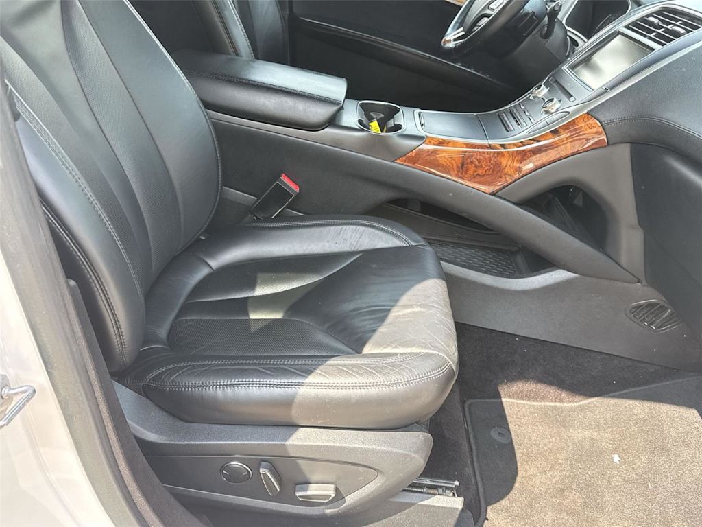 Thumbnail: 2016 Lincoln MKX - 21