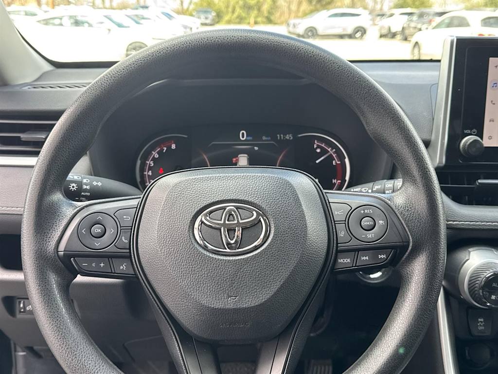 2023 Toyota RAV4 XLE 2