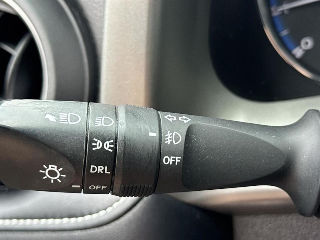 Thumbnail: 2016 Toyota RAV4 - 27