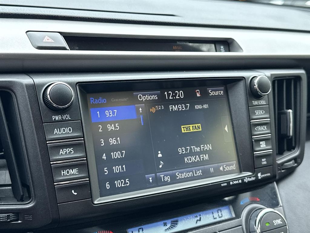 Thumbnail: 2016 Toyota RAV4 - 29