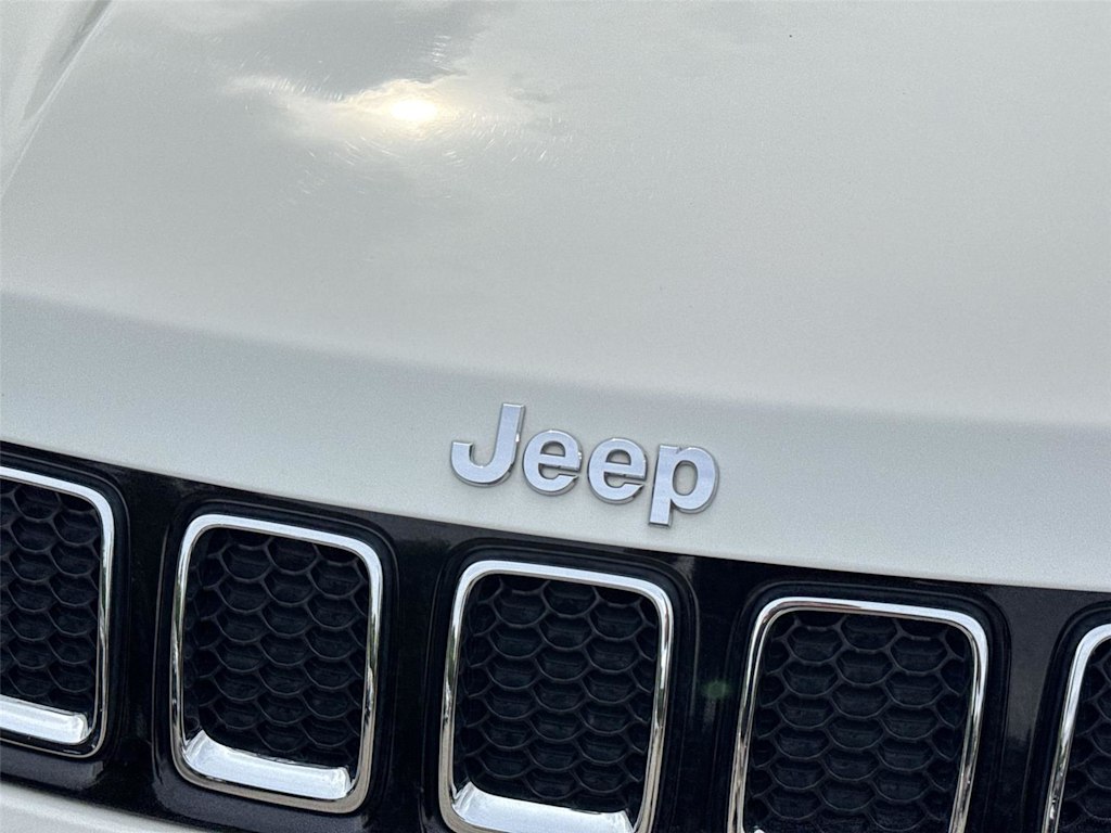 Thumbnail: 2020 Jeep Compass - 7