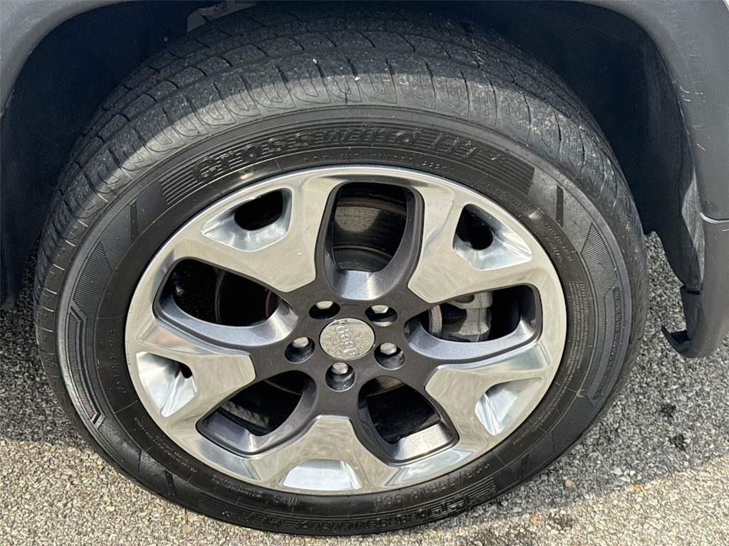 Thumbnail: 2020 Jeep Compass - 8