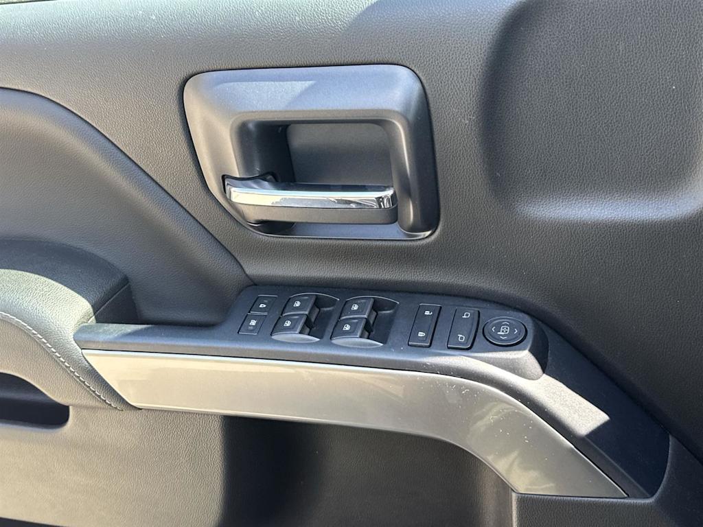 2018 Chevrolet Silverado 1500 LT 30